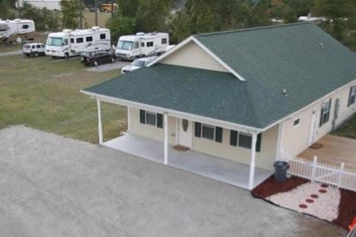 Moonlight Lake Rv Park And Cottages New Bern Exteriér fotografie